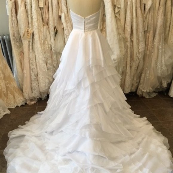 NWT Maggie Sottero Auburn layered ballgown PLUS - Picture 2 of 5